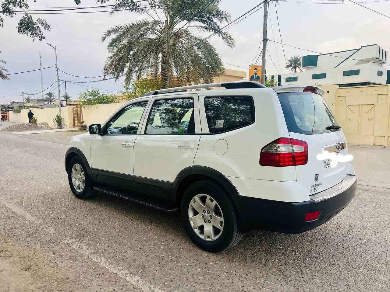 سلام عليكم
للبيع موهافي 2013 رقم بغداد نكليزي باسمي 
سياره جديده مال جناي 
سياره فول مواصفات 
تبريد ثلج تدفئه 
سياره بيه هلال فقط وبيه بارد بالباب ع كد شبرين الباقي مكفول 
تايرات جدد 
سيارة قديمه عدنه 
***********
