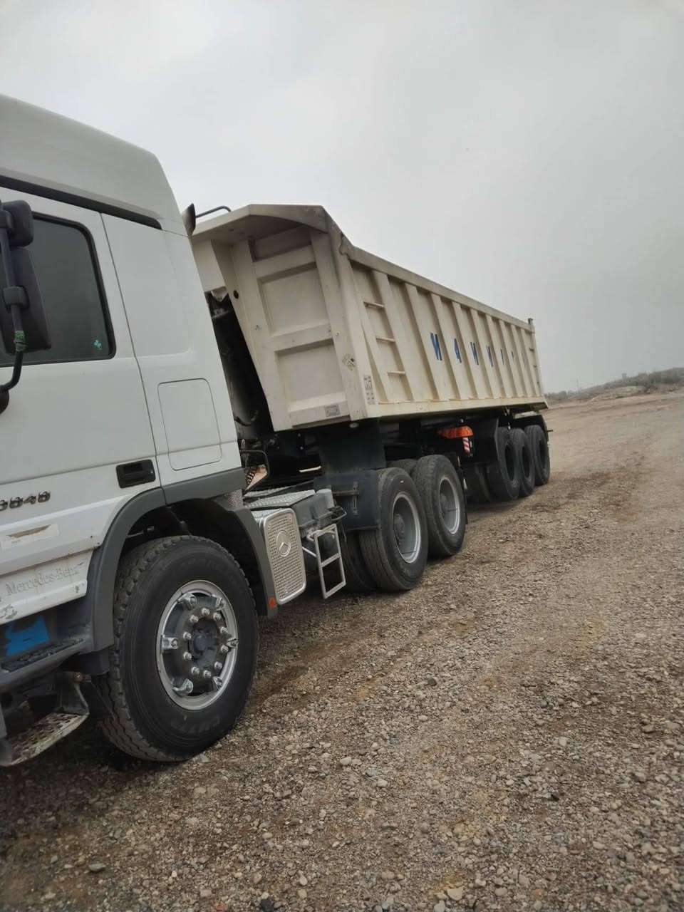 سلام عليكم اكتروز دمعه موديل 2006للبيع راس عربانه كفالة عامه جاهزة لشغل ***********
