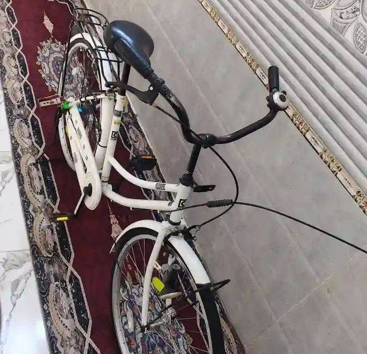 سلام عليكم باسكل نضيف للبيع متوازي على بيعته ***********
