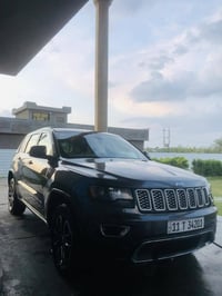 جيب ١٨ فول عدى الفتحه صور الحادث مرفقه بنيد ونص جاملغ بدون دواخل مكينه...