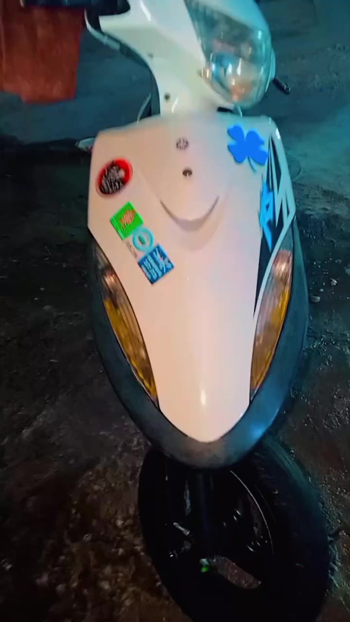 السلام عليكم دراجه للبيع ماكس عدله مكينه مامفتوحه الدراجه مال رمبه السعر 800 وبيها مجال الاتصال ***********
