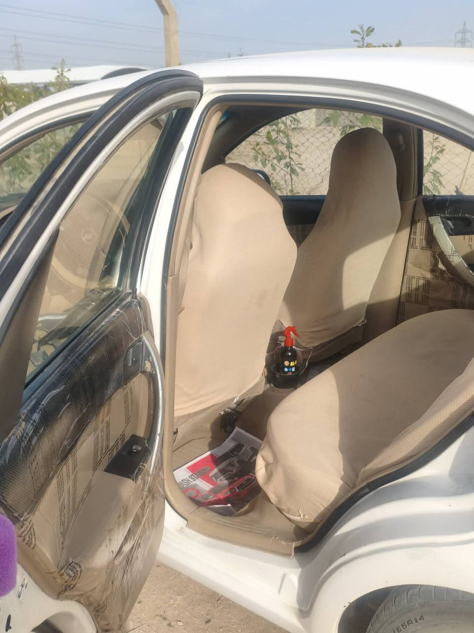 اسلام عليكم سيارة للبيع افيو موديل 2010 بسمي هزة قبل سبوع بية صبغ  حزام محرك خير  من الله كير اوتوماتيك حدادية خير من الله سعر 68وبية مجال عنواني النجف  
***********
