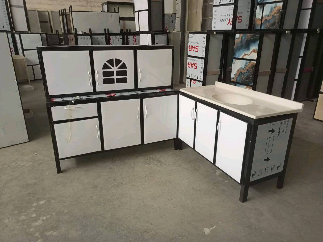 كاونتر مترونص  ارضي.وملحق مترونص  

وسنك متر و 20 سم . 

السعر  225
توصيل لجميع المحافظات العراق 

الاحجز والاستفسار راسلو الصفحه