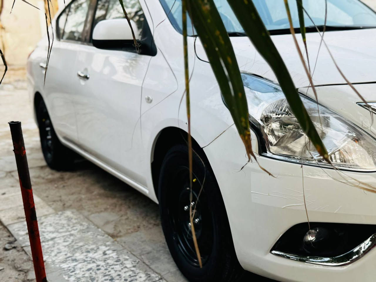 نيسان سني 2021 خليجي رقم اربيل تبديل بنيد وتعديل بارد جاملغ ايسر جهت السايق والباقي كفاله كير مكينه السعر 105 وبيه مجال للاستفسار الاتصال على *********** البصره ابو صخير سكن المطار البصرة, العراق
