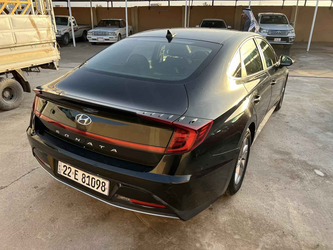 سلام عليكم 
سوناتا للبيع 
موديل 2023
ضرر جاملقين بدون دواخل 
كير ومحرك شرط 
تواير وصدر جدد
السعر 165 وبيها مجال للطيبين 
الرقم ‭0780 858 4544
