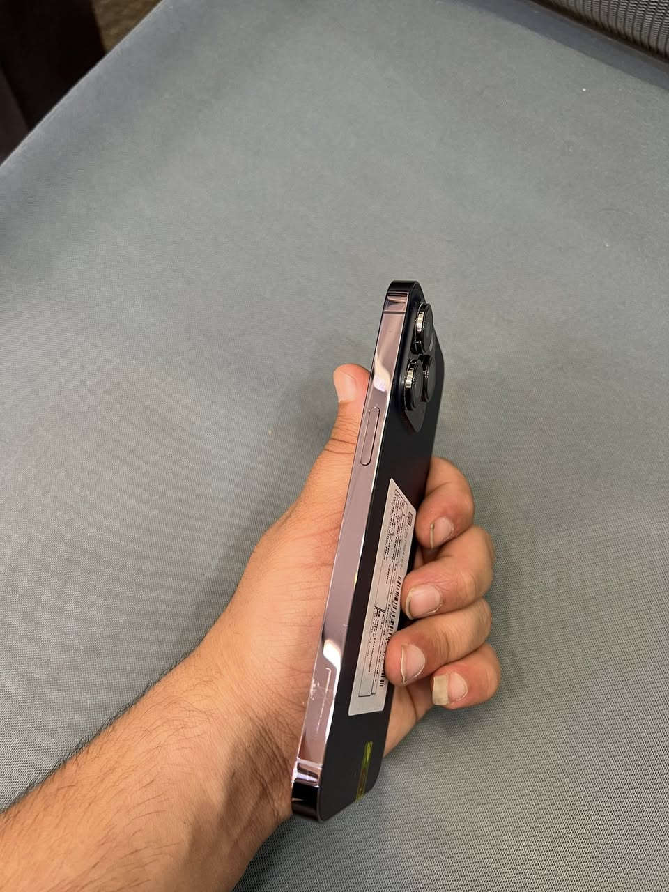 السلام عليكم
iPhone 14 Pro Max 
الذاكرة 256
البطارية 90
السعر  925 
***********
