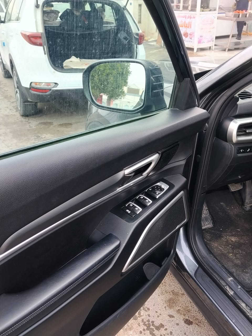 كيا تولورايد موديل 21 رقم اربيل الجديد انكليزي  الصبغ فقط قطعتين حادثها بسيط بدون دواخل والسيارة فول. ما عدا بانوراما العنوان بغداد للاستفسار 
***********
***********
