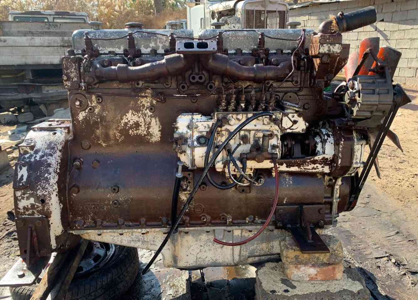 محرك سكانيه حجم ميه وعشره سايس عشره مال مولده جديده بدون صرف ولا بخار المكان المحموديه السعر ١٥ ورقه وبيها مجال الهاتف ***********/***********
