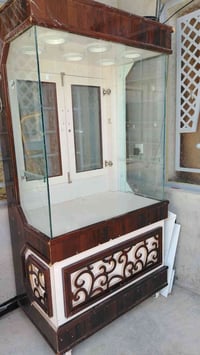للبيع • خزانة