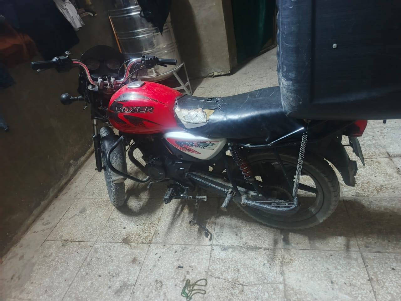 سلام عليكم دراجه بوكسر شغله كله موديل ٢٠٢٠ مكينه تجفيت جديد خير من يم الله ***********
