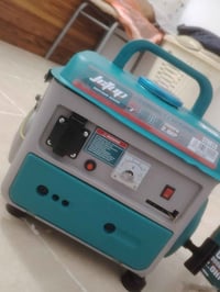 مولدة ٨٠٠ واط • حالة صفر • محمولة