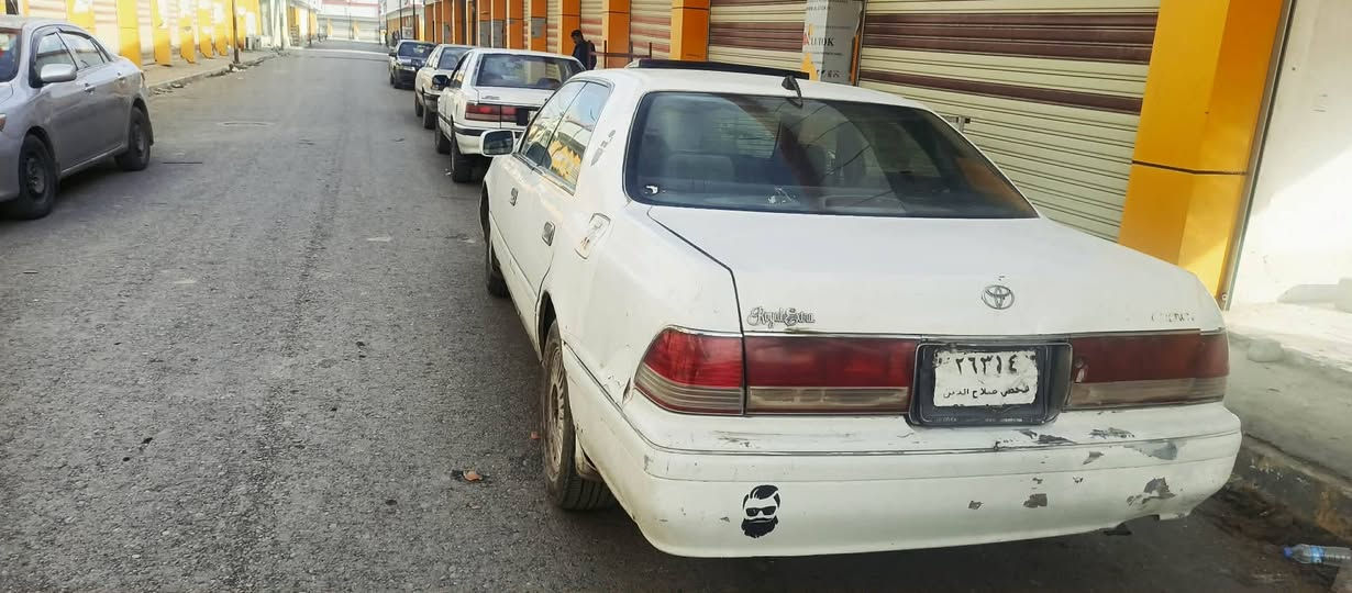 السلام عليكم ورحمة الله وبركاته.
راس الثور للبيع گير محرك ففتي شرط تايرات جدد صدر نص عمر
كهربائيات كلها شغاله لايت عالي ناصي بگ لايت اشاير اربعه شغالات مسجل 4سماعات/السعر 16 وبيها مجال شويه/مكان السيارة قرية النمل 
للاتصال***********
