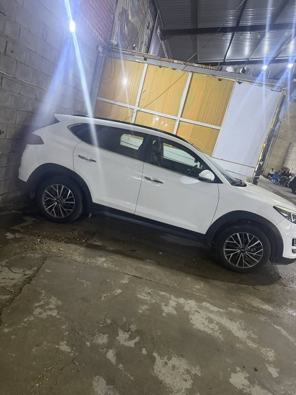 توسان 20 كفاله من كل شي ابيع بسعر الحديده لكن هيه مطلوبه للمصرف وما عليه اشاًره حجز  
 
115. 
مكفوله وفول
