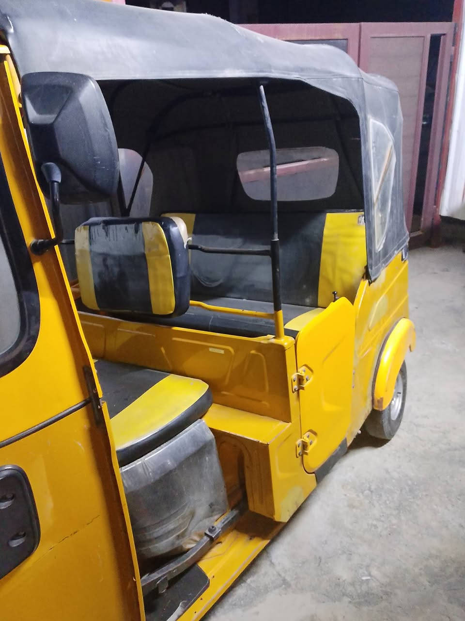 تكتك للبيع 2021 شهر السادس تكتك مكينة شرط لاتنقيص ولاتبخير كهربيات شغالة اوراق ضايعة اتكفلك حلال وحرام وتجي تاخذة من البيت قرص مالتو موجود شرط حاسبة سعر 4500.     ***********
