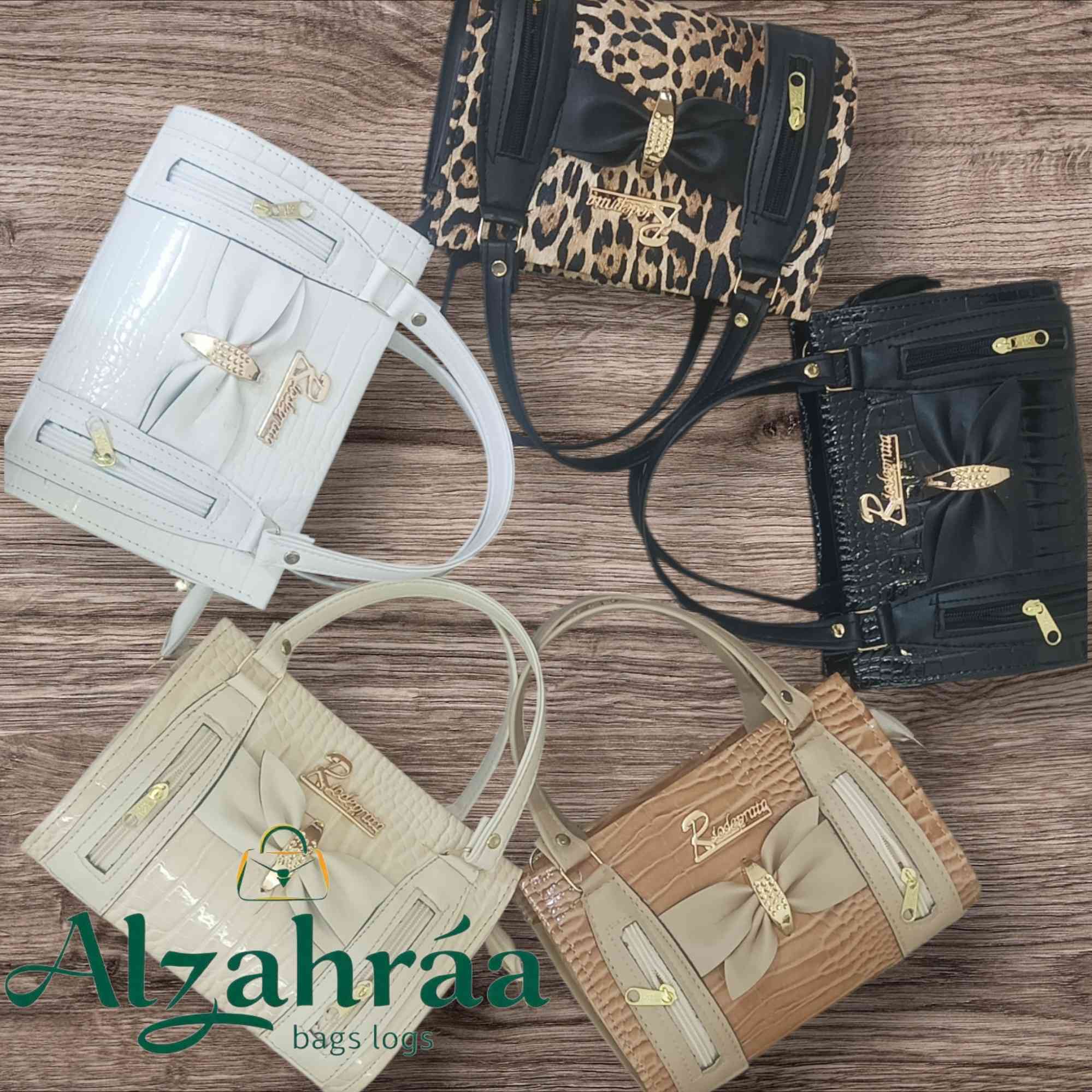 تشكيلة واسعة من أحدث الموديلات تجدونها لدينا. جملة فقط. يوجد توصيل لجميع المحافظات. للتواصل واتساب*********** 
تلكرام http://T.me/alzahrra26
