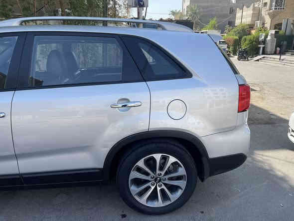 مواصفات (فووول للأخير)
رقم بغداد  مشروع وطني. 
مواصفات:الفول 1/1
1_فور ويل +مانع انزلاق
2_حجم المحرك 6سلندر 
3_زراك لايت بلادي 
4-ماشيه 38 شرط الفحص 
5_بانوراما طكتين 
6_تحكم استيرن 
7_كروز سرعه (تحكم سرعه بالستيرن )
8_تبريد تدفئه 
9_تبريد تدفئه بالكشنات والستيرن 
10_شاشة ترحيب 
11_يدات نيكل
12_شاشة اعطال 
13_منظومة زنون بلادية
14_لدات امامي خلفي 
15_اناره داخليه ودوسات
16_مري جانبيه شفط 
17_جرص سرعه عند 120
18_كشنات لون قرميدي 
19_بصمات تشغيل عدد 2
20_بصمات ابواب عدد 3
21_إشارة ترحيب عند الاقتراب 
22_كشنات كهربائيه 
23_حساسات 
24_كاميرا خلفيه 
25_شاشه لمس بلادي
26_انضمة قيادة 
27_نضام ايكو اقتصادي
28_ 3قطع تبريد 
29_سبعه راكب
بيها صبغ جاملغ وربع الباب الامامي صفحه الصدر وعندي صوره الصخه لاداخل ولااي شي
مكاني بغداد
السعر 198 وبيها مجال بسيط 
اي استفسار *********** متواجد اتصال و واتساب
