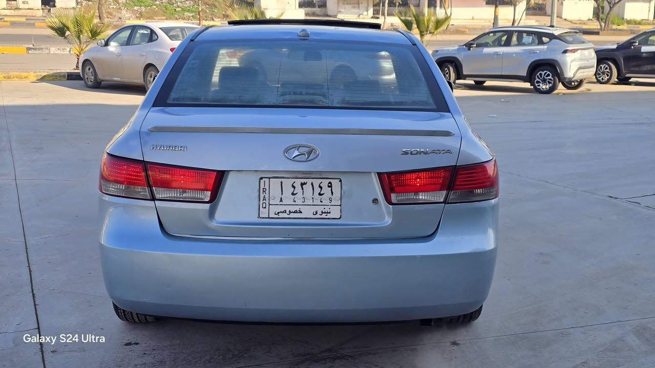 السعر 93 $$
هونداي سوناتا 2008 فول مواصفات مواصفات 4 سلندر دوش حجم 2400  كير اوتوماتيك تبريد ثلج شاشه وكامره سلايت كشن كهرب وجلد وتحكمات ستيرن ويل كب ظرر باب السايق وصبغ عام جماليه سياره نظيفه وجاهزه رقم نينوى الماني مشروع وطني سنويه جديده شرط التحويل 
للاستفسار ***********
***********
