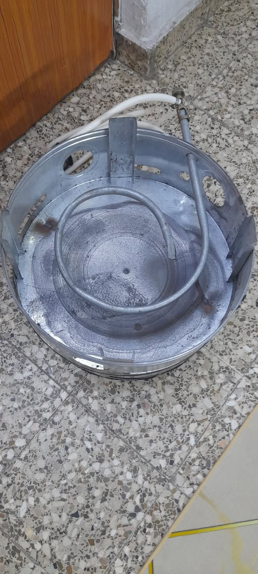 السلام عليكم تنور غازي مستعمل كلش نظيف مكاني البياع شارع تسعه سعره 25  ***********
