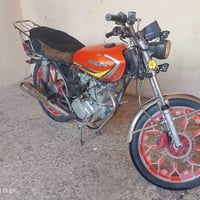 وبركاته دراجه للبيع   سيفان 24 مكينه ممفتوح بس دراجه يرادلهه ترتيب   ك...