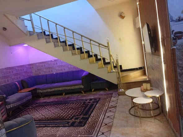 سلام عليكم دار للبيع في منطقه الدوره شارع مقابل محكمه دوره مساحه ١٣٠ متر وجه 11ونص استفسار على خير رقم ***********
