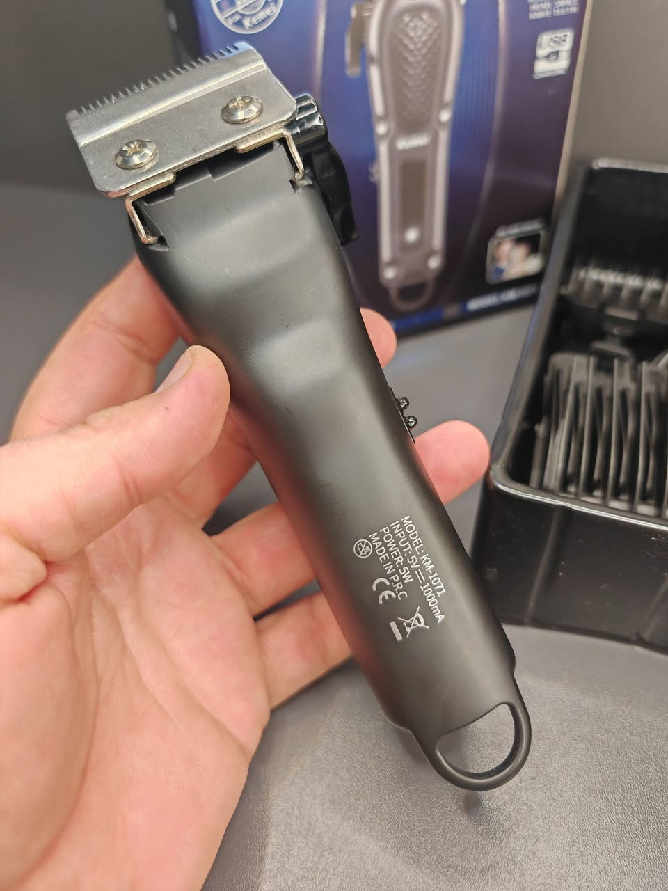 مكينة حلاقة كيمي شحن، جديدة غير مستخدمة
يوجد توصيل لجميع المحافظات ***********
