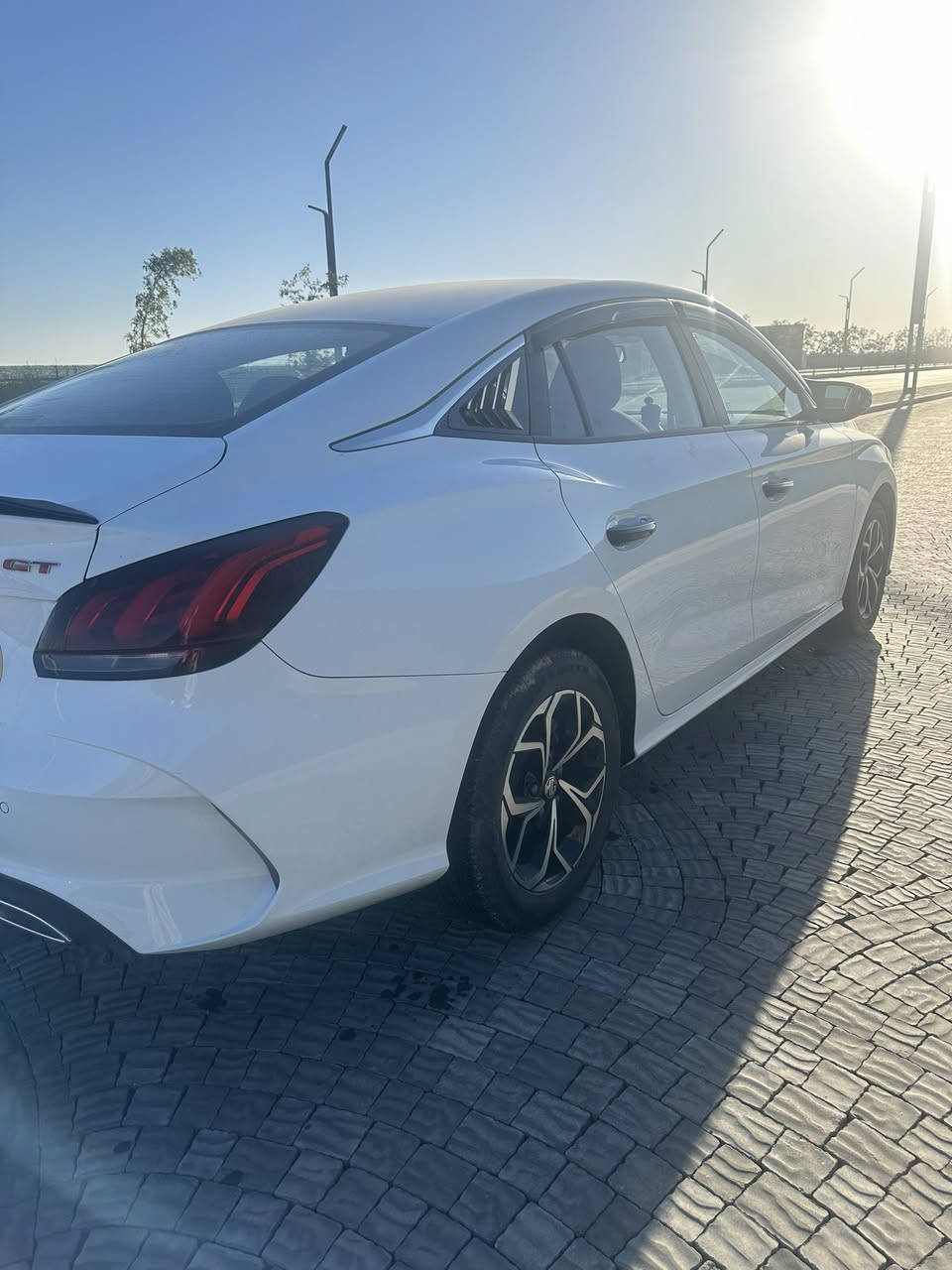 لسلام عليكم 
Mg gt 2022
ماشيه 78 الف 
سياره نضيفه ونصبتها حلوه كير مكينه تخبل تدفئه تبريد السياره كلش نضيفه
 بصمه 
حساس 
اشاير بالمري 
محرك 1500 تنفس طبيعي 

السياره جاهزه من كل شي السياره بيها فقط بارد بالصندوق وشويه بالجاملغ وبيها شخط ممبين عايفه السياره هاي صورها كدامكم سعرها راح يكون 110 وبيها مجال ما اقطع سعر بالتلفون تعال وشوف السياره وبيك خير وتدلل
رقمي ***********
