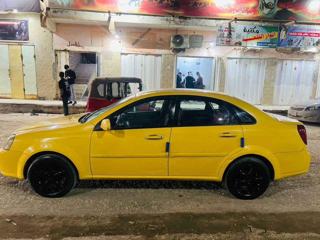 السلام عليكم اوبترا موديل 2010 سياره كفاله عامه شويه بارد بالجاملق الامامي سياره جاهزه كله جديد كير ومكينه جديد حداديه جديد تخم تاير كهربائيات كلها شغاله مكان السياره ，ميسان العماره السعر 54 وبيها مجال  ***********
