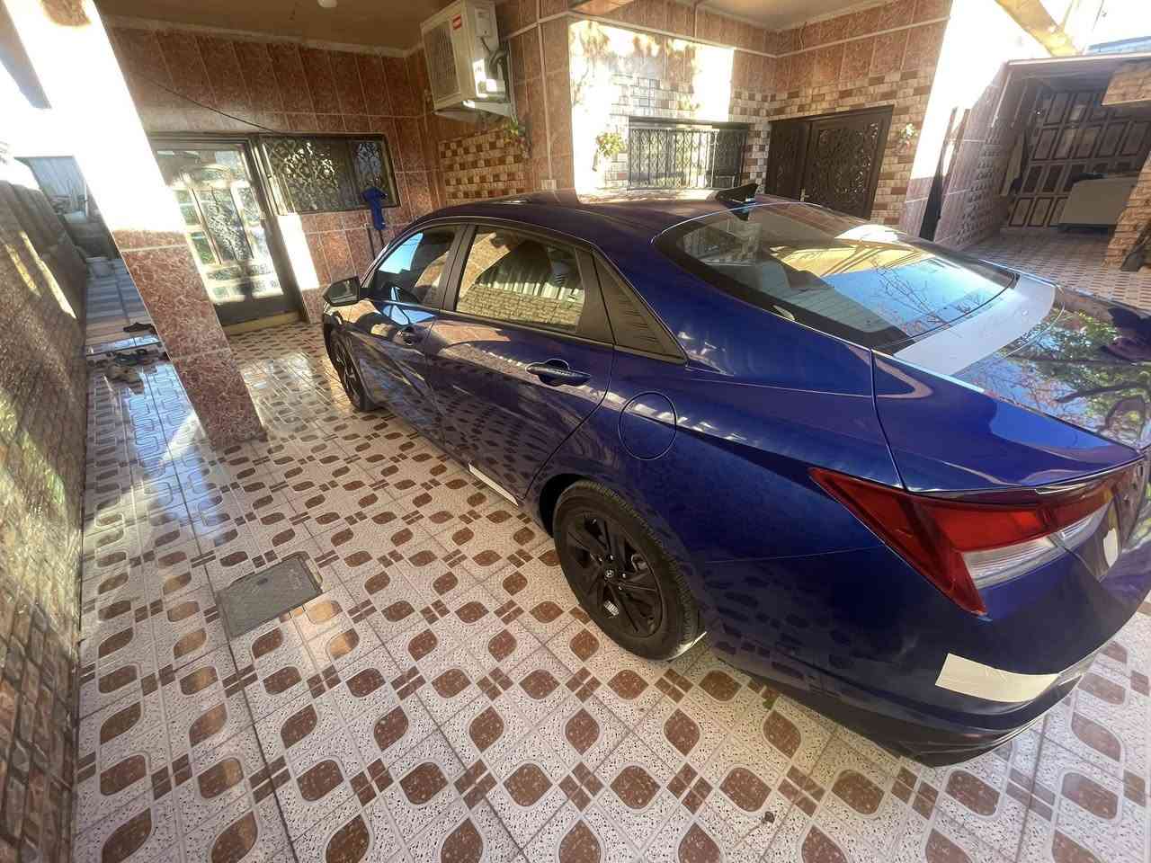 سلام عليكم هونداي الانتره ٢٠٢٣ حادث خشم البنيد وبارد بالجامج فقط بدون ايرباك السياره جاهزه من كلشي ماشيه ٢٧ ميل السعر ١٦٥ وبيها مجال قليل عنوان حله 
***********
