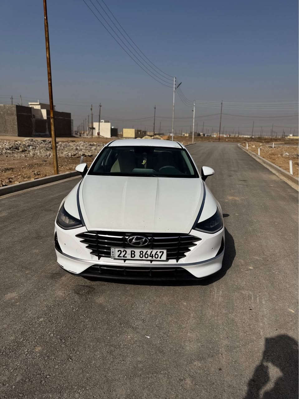 بسعر 130 ورقه
للبيع سوناتا 2021 
السياره بحاله كلش زينه 

المواصفات:
.محرك 4 سلندر 2.5
.كير لابتوب جديد 
.شاشه + كامره 
.تحكم بالمقود الي 🤖
.تحديد مسار 
.رادار
.تبريد قوي 
.فول مواصفات ما عدى الفتحه 

الملاحظات (للامانه)

.حادث بنيد + جاملغ من امريكا
.شوي بارد بل جاملغات الخلفيه
.بيها طخه باب السايق و باب الصدر و الوراه 

🔴كلشي موضح . السعر مقابل الحاله 
السعر / 130
للاتصال /*********** بغداد, العراق
