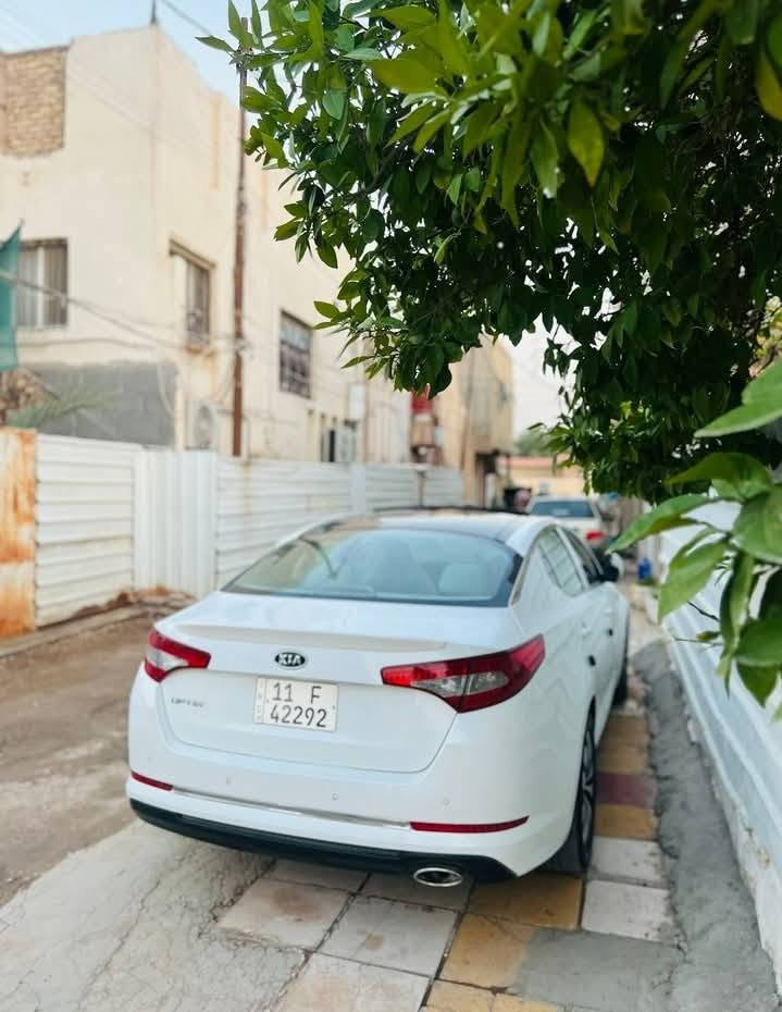 السلام عليكم
اوبتما ٢٠١١ خليجي رقم بغداد بأسمي فول مواصفات بصمه بانوراما شفتات ستيرن تحم ستيرن جهتين مري شفط اشاره ترحيب تخم تاير جديد حداديه جديده باتري جديد تبريد ثلج  بيها بارد فقط بـ 122 وبيها مجال  ***********
