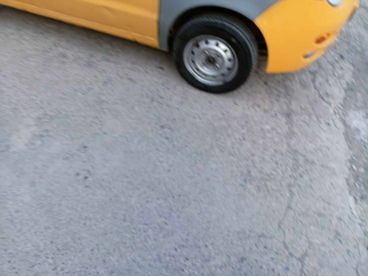 سنوي  جديده   اب اسمي

سياره بيها نقوصات بسيطه 

سعرها 22 بيها مجال بصيط
*********** Singapore
