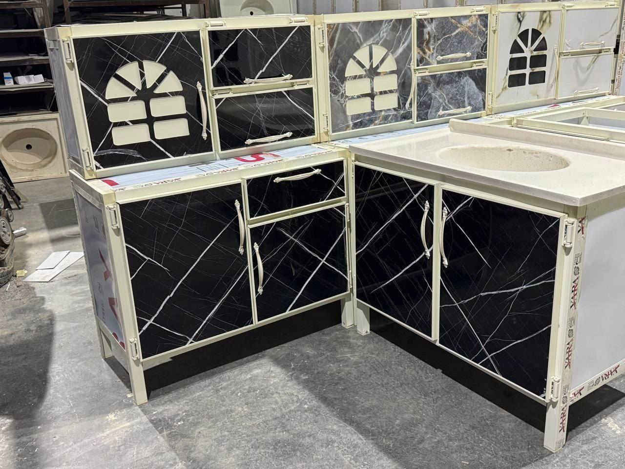 السعر 170. الف
كاونتر القياس متر. ثلاث قطع ارضي وملحق  وسنك مرمر 

خدمة توصيل كافة المحافظات


**إذا كنت صاحب هذا الإعلان وتريد حذفه لأي سبب، رجاءا أرسل رسالة إلى الدعم الفني**