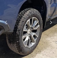 عندي هذا الويل مال سلفرادو rst قياس ٢٠ اصلي ومابي ضرر اريد ابيع او مرا...