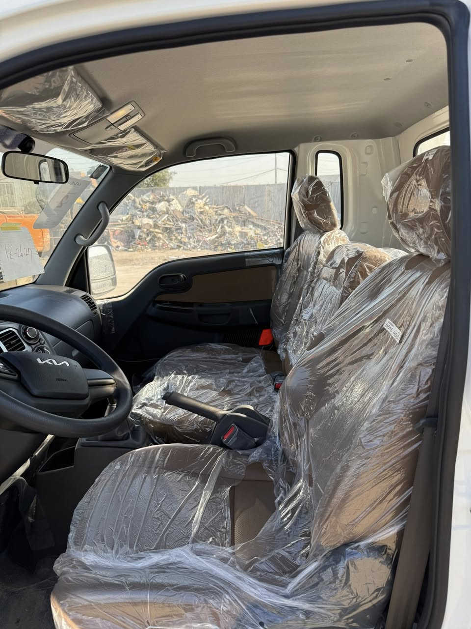 للبيع
كيا فجل للبيع ٢٠٢٦
اشتريتها البارحه من شركه حتى بعدها ما مغسوله 
*********** اتصال 
ضمان شركه سنتين
