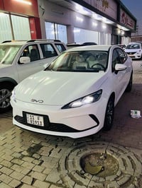 بي وايدي سيل 5 موديل 2025 ويل كب كروم ماشيه 900 كيلو  مرقمه كامله ابسم...