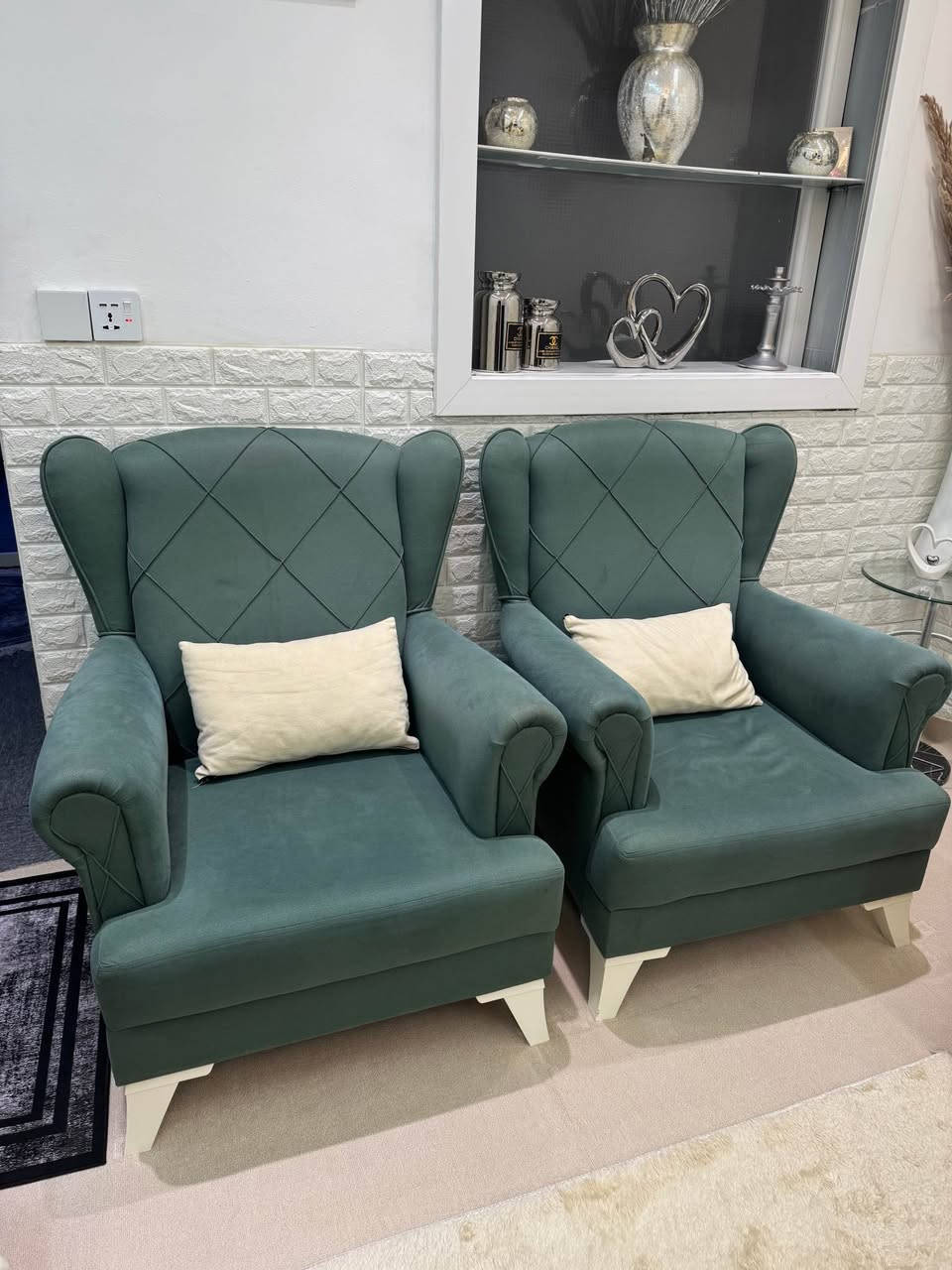 تاقم قەنەفەی تورکی ١٠ نەفەری زۆر کەم بەکارهاتووە وەک لۆک وایە هیچ دڕاوی و کاڵبوونەوەی نیە ، ژێری مەخزەنە
لە سلێمانی نرخی ٦٠٠ هەزار و معامەلەیەکی کەم السليمانية, العراق


**إذا كنت صاحب هذا الإعلان وتريد حذفه لأي سبب، رجاءا أرسل رسالة إلى الدعم الفني**