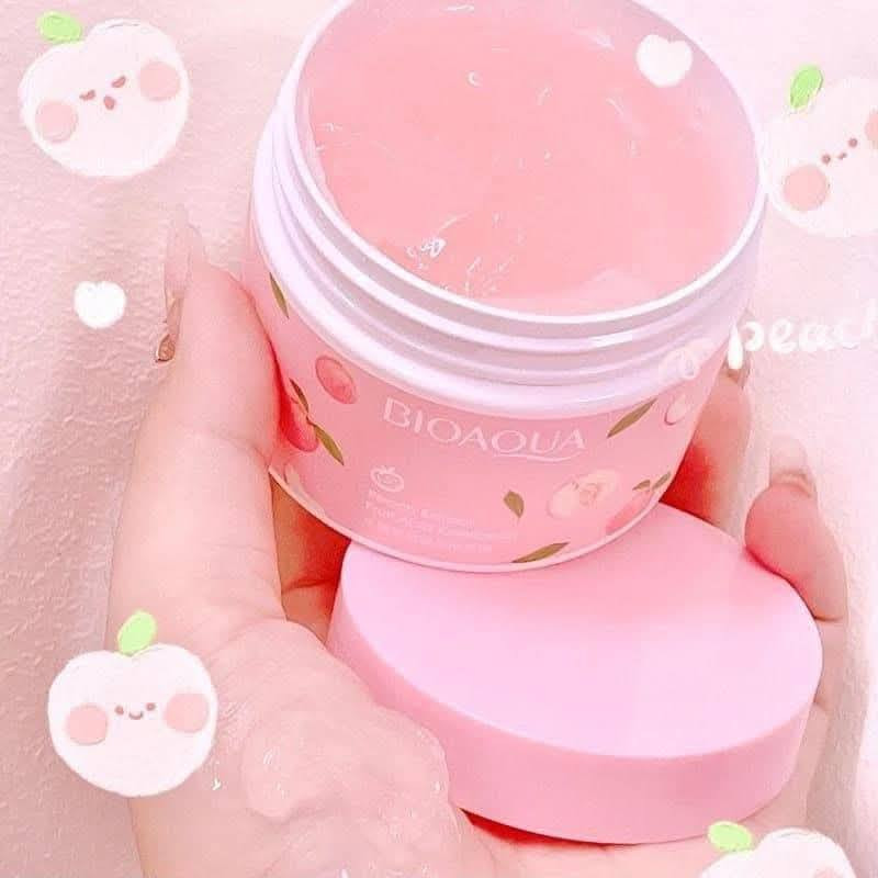 💖BIOAQUA 🍊 مقشر الخوخ الكوري 
#Bioaqua#مقشر ومنظف ومرطب للجسم وللوجه
يحتوي على مكونات مرطبة تمنح بشرتك مظهرًا أكثر إشراقًا
مثالي لأي نوع من أنواع البشرة.

ينظف البشرة بعمق ويزيل الخلايا الميتة.
يترك البشرة رطبة ونظيفة وناعمة ويمنحها ملمسًا أفضل من الاستخدام الأول.
ينظف البشرة الحساسة وينعشها ويغذيها.
يساعد في تطهير الجسم اليومي.

__________________________
كوزمتك روز 
موصل حي سومر فرع مقابل سنتر بنت الاصول ***********
*********** 
يوجد خدمه توصيل جميع المناطق 🚕🚕
يوجد خدمه توصيل جميع المحافظات 🚕🚕
