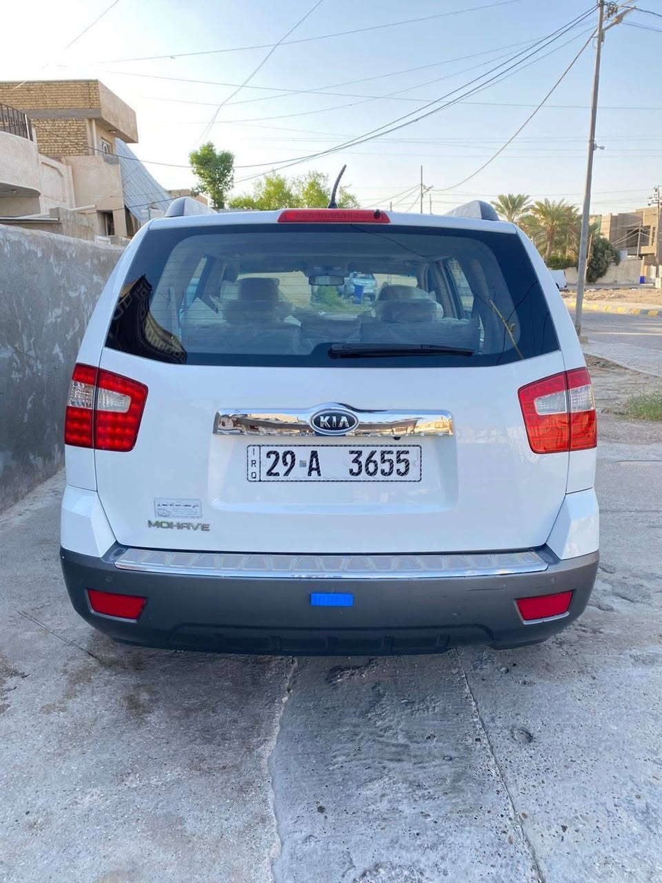 سلام عليكم للبيع موهافي موديل 2011 رقم واسط سياره جديده محرك مامفتوح V6 3600 سياره مكفوله كفاله عامه منظومه غاز بيه تريد بانزين او غاز سياره بأسمي ماشيه 193 مكاني كوت رقم***********
