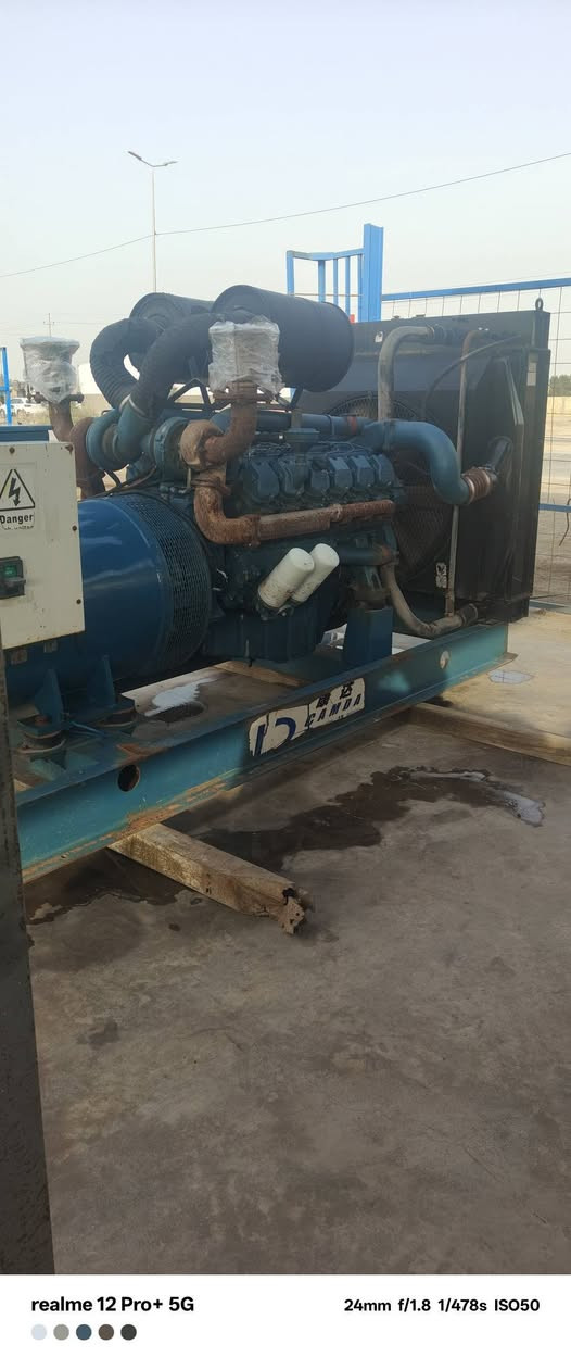 السلام عليكم 
مولدة دايو DH 
12 اسلندر كوري اصلي
دبل سوبر 
680 كيفي
اوربي غير مستعمل في العراق 
شرط الحمل والظمان 
الاستفسار الاتصال
***********
***********
