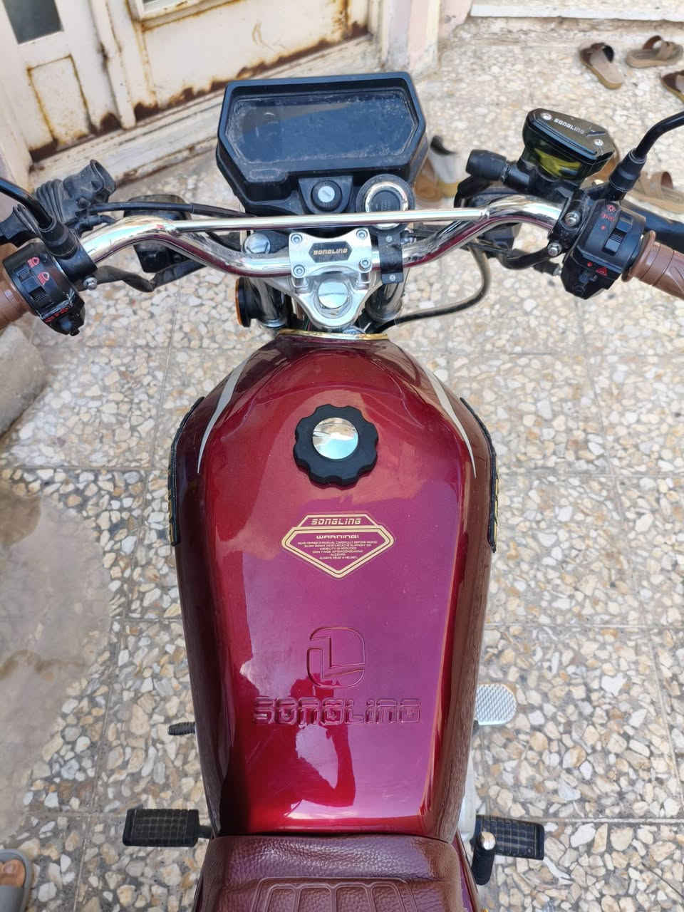 السلام عليكم عمي دراجه سيفاني للبيع موديل 25 اوراقها سكانر دراجه مكفوله رايدها ب 750 مكانه طويريج ***********
