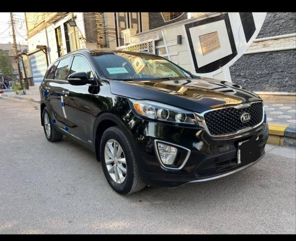 سلام عليكم 
كيا سورنتو موديل 2018 
وارد أمريكي 
محرك ٤ سلندر 
٥راكب  
ماشيه ٧٧ الف
رقم سليمانية
السعر ١٦٥ وبيه مجال
مكان السيارة بغداد
سونار موجود دز طلب يوصلك بالخاص 
رقم ***********
