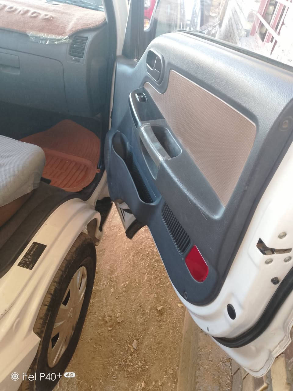 سلام عليكم للبيع كيه حمل موديل 23  رقم بابل 
تريد تحول تريد وكاله ماشيه 51 الف فول مواصفات 
شاشه كامره جامه سلايت درع امامي دعاميه خلفيه 
المكان بابل الشوملي رقم الموبايل ***********
