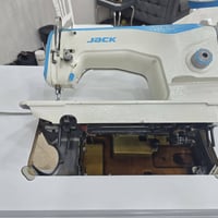 مكينة جاك • نضيفه • سعر ثابت