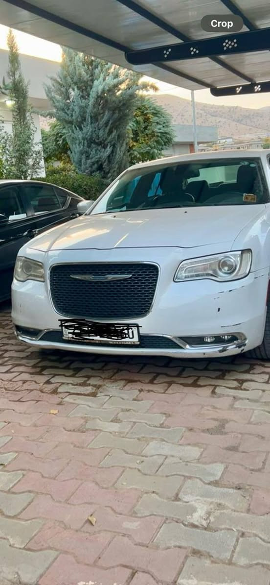 کلایسلەر ئۆباما 2016 
 تەنها 70,000میل  ڕۆشتووە 
سەیارەکە شەش پستۆنە مەکینە 3.6L 
کلین تایتڵە لای خۆم نیو چاملغی ۆشتەوەی بۆتە بۆیاغ لە دوو شوێن سارد و PDR ی هەیە سەیارەکە سەقف پانۆرامایە و شەغال و شاشە گەورەیە کۆشن گەرم و عەدەسەی لایتی پێشەوە ڕەنگ کریستاڵی

سعر لە کۆمێنت داوابکە ڕاستەخۆ بۆت دیت 📩 

 ڕەقەم سلێمانیە و سەنەوی و هەزەی و هەمووی تازەیە  ،

ژمارەی خاوەنی 
  ***********
