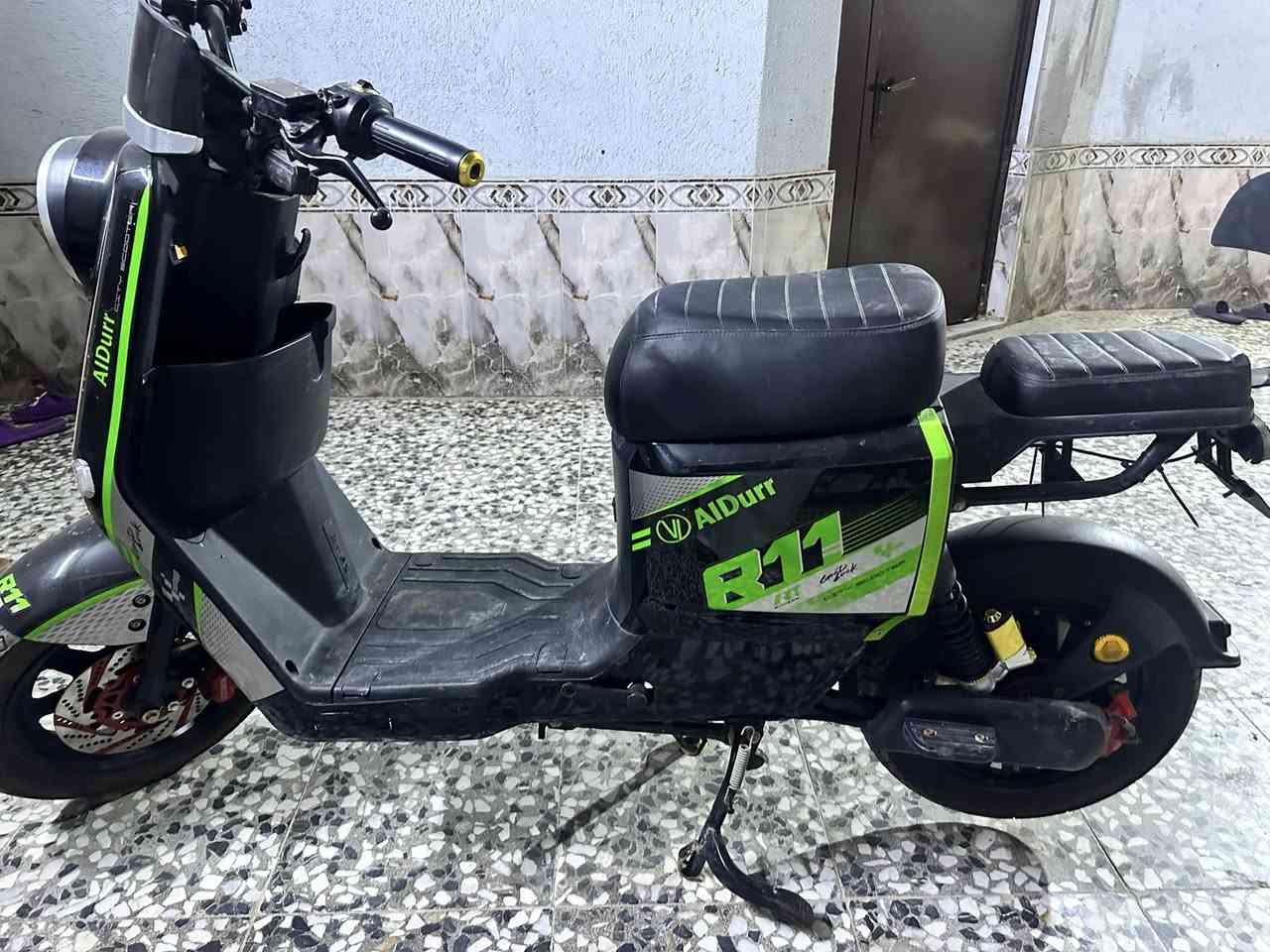 سلام عليكم

دراجه شحن R11  جديد نضافه ١٠٠ بل ١٠٠ كامله مكمله اي خلل ماكو ودراجه كلها شغاله واستخدام كلش بسيط ومده قليله 

تأخذها على الفحص شرط 

سعر ٦٠٠ ألف وبيها مجال قليل 

الاستفسار:***********
القرنه
