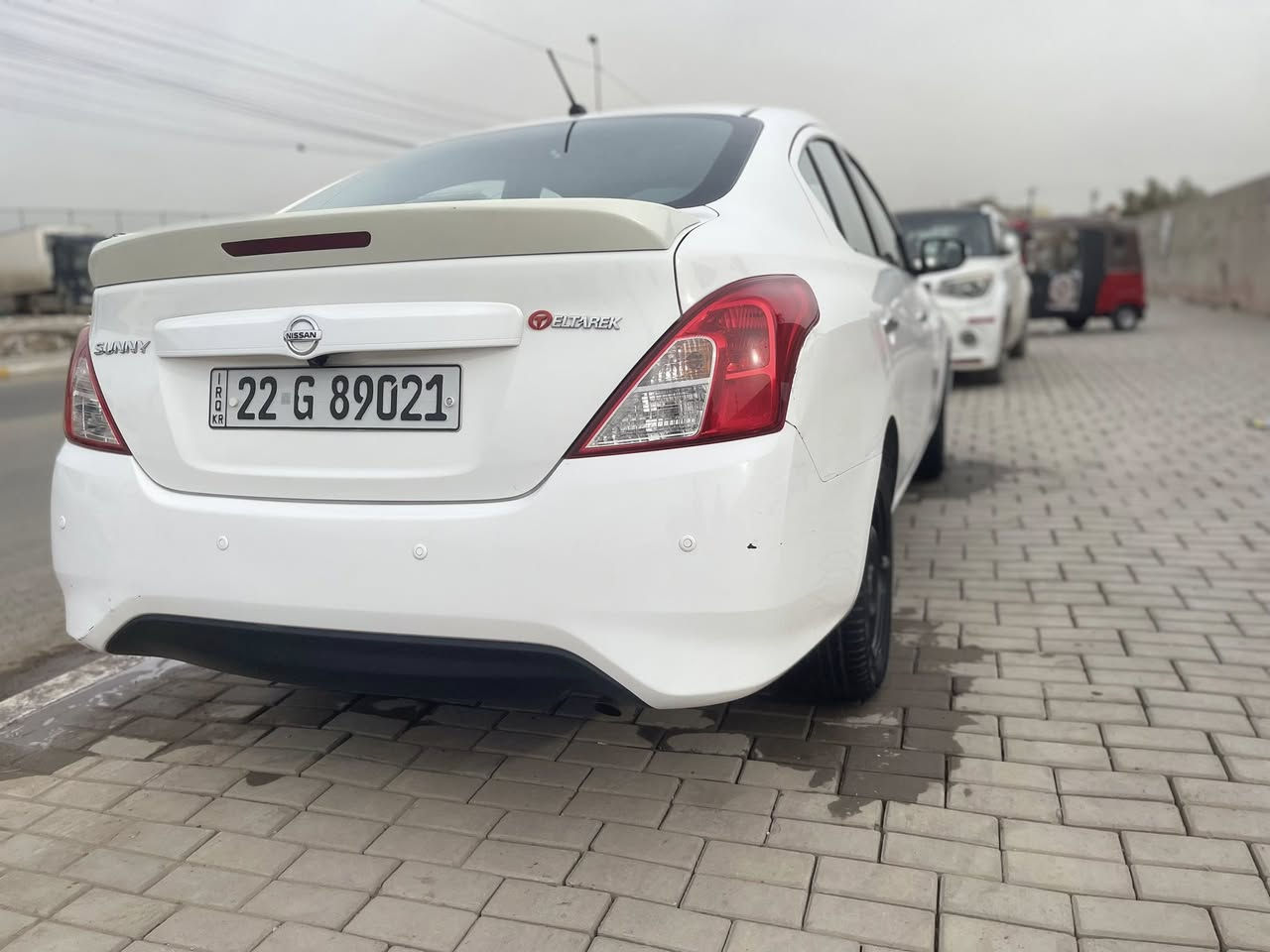 السلام عليكم ورحمة البيع نيسان سني فول موصفات موديل ٢٠٢٤ مقفوله من الصبغ ولا تبديل بيه شويه بارد بينه بلصور بس هذني تخم تايرات تفاصيل داخل صور السعر  115 رقم *********** $. *********** مكاني بغداد احي اور
