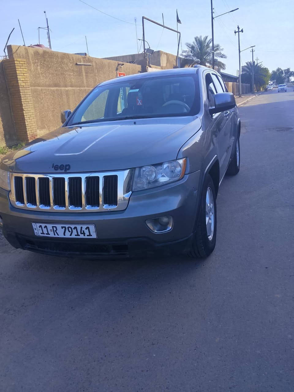 جيب لا ريدو موديل ٢٠١١
وارد امريكي بيها صبغ ٥ قطع بس ابيع حزام حداديه مكينه كير ترايك وين ما تريد 
السعر ١١٠ وبيها مجال 
***********
