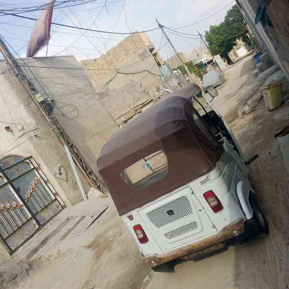 سلام عليكم شباب تكتك موديل 22 وجبه اولئ تسجلت من رقمتها 21 شهر 12 باسمي كشر كفاله من صبغ ومعجون عده طخه زغيره بل لغد بصوره شخط فقط ودوسه اماميه شويه بيها تعمير نكد خياس وسويته كلش بصيط مكينه مره وحده مفتوحه بوشه وبستم فقط تحويل ثاني يوم تكتك بوجهك لشارع كهربائيات كله شغاله سعرها 7100 بيها مجال مكاني بغداد سبع قصور وعندي سيبايه مالتها موجوده ***********
