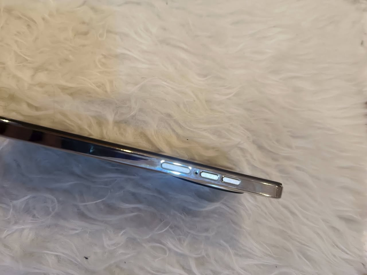 Tecno camon 40 premier
نسخة كوبي
يفيد تصفح والالعاب الخفيفة
ذاكرة 512
كامل ملحقاته كارتون وشاحنه وكفر
السعر خاص


**إذا كنت صاحب هذا الإعلان وتريد حذفه لأي سبب، رجاءا أرسل رسالة إلى الدعم الفني**