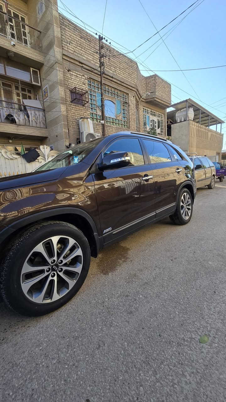 سلام عليكم سورنتو مديل ١٤ خليجي كويتي السياره فول عده البني رامه مكينه ٦ ستندر فور ويل كشنات جلد قرمدي بصمتين ماشيه ١٢٠ كراسي المامي كهرباء تفه تبريد ٣ قطع ٧راكب السياره بل ١٢٠ دك جرس عله وضع الشركه مكفوله بيع او مراوس حسب القناعه حتلو سياره زغيره ماكو مشكله وينطي قرق مكاني بغداد الرقم ***********
